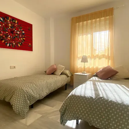 Carihuela Plaza Del Remo *