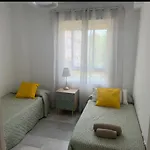 Carihuela Plaza Del Remo * טורמולינוס