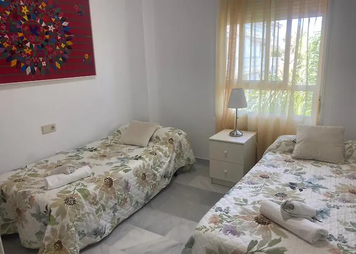 Carihuela Plaza Del Remo *